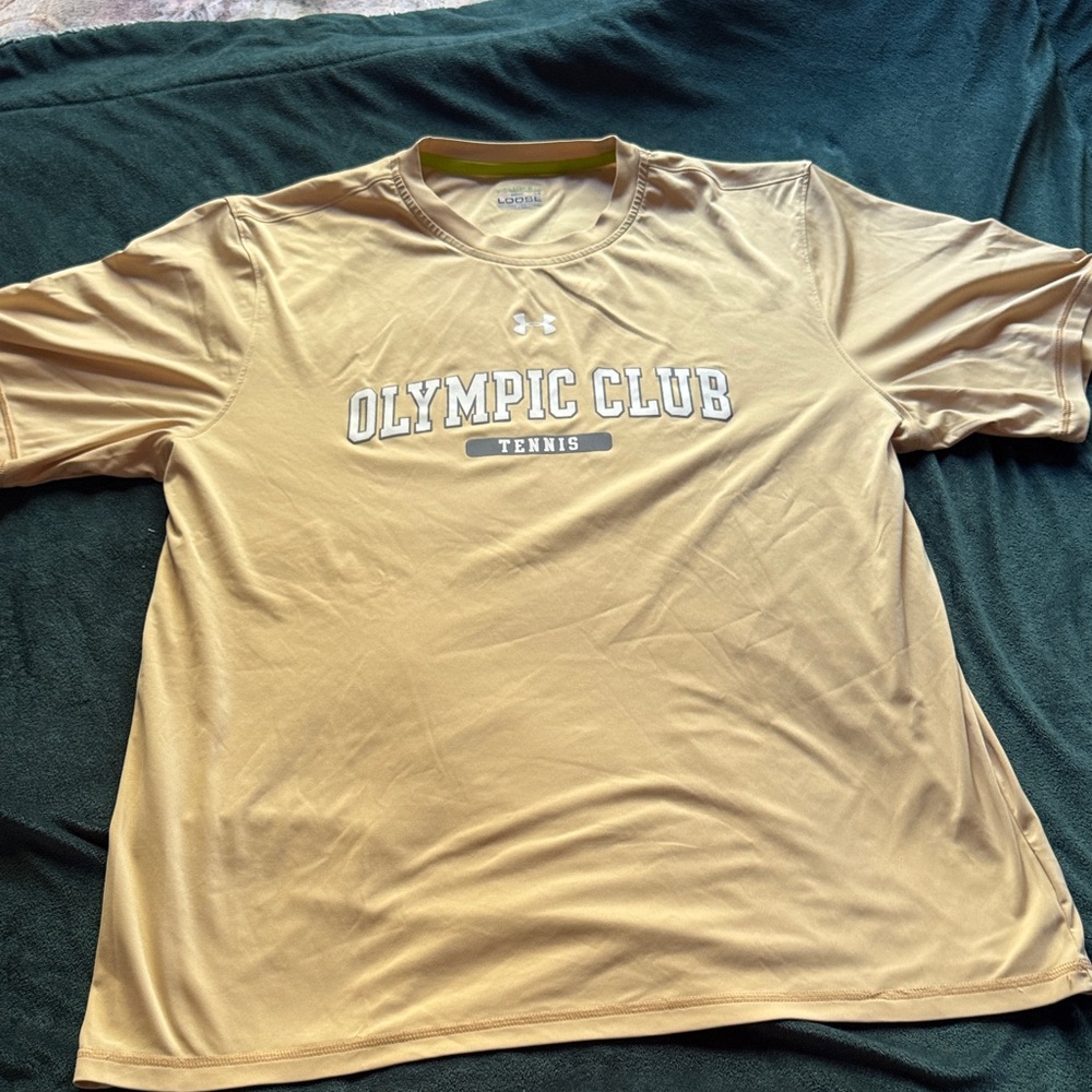 Under Armour Olympic Club Men's Short Sleeve Tee in Gold